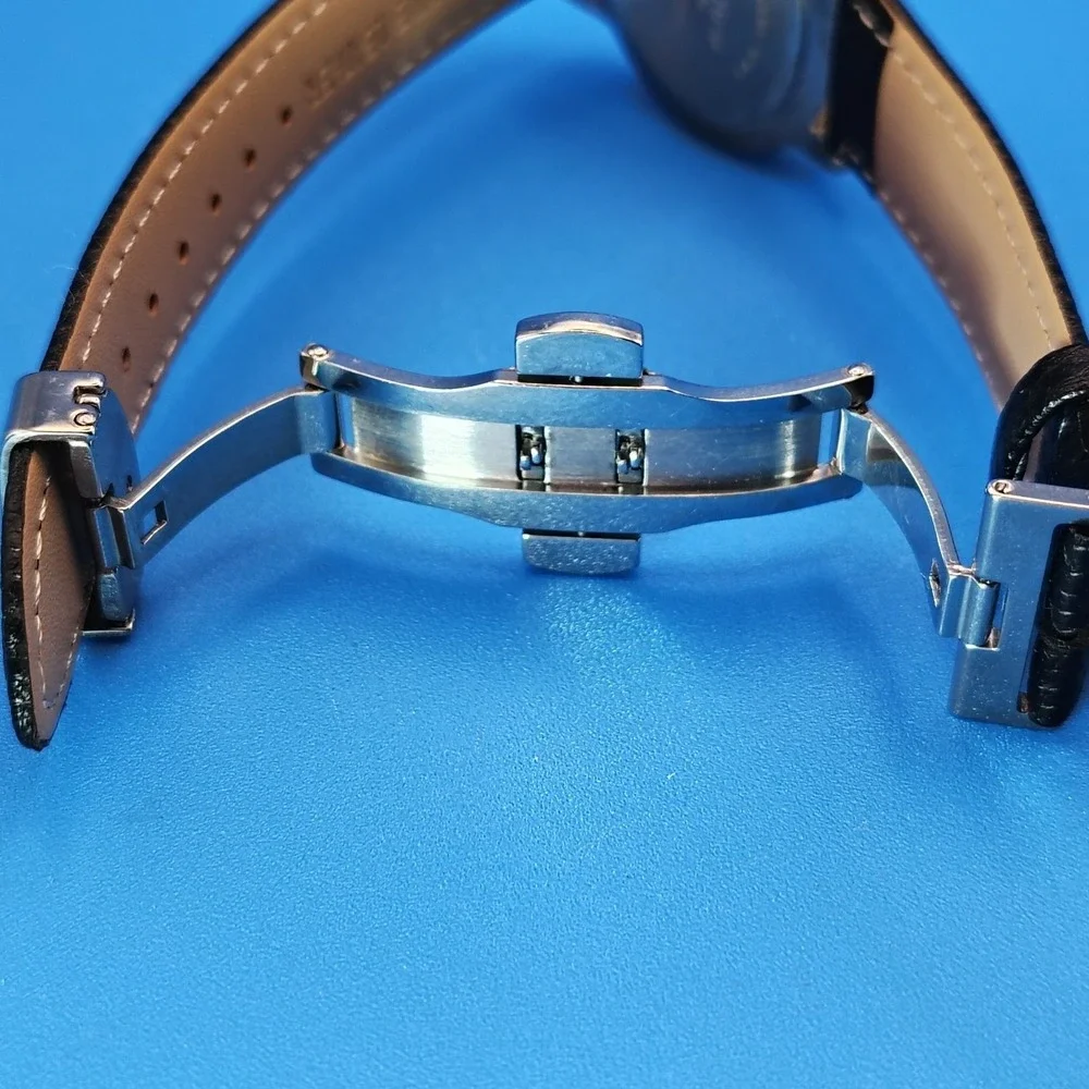 Vintage‎ 1998 Waltham Diver Style 36mm Mens Quartz Watch New Leather Strap Resto